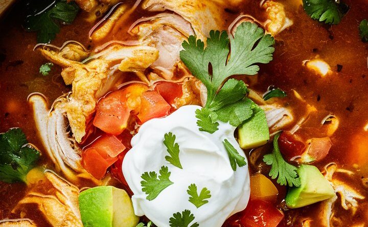Easy Chicken Enchilada Soup Recipe